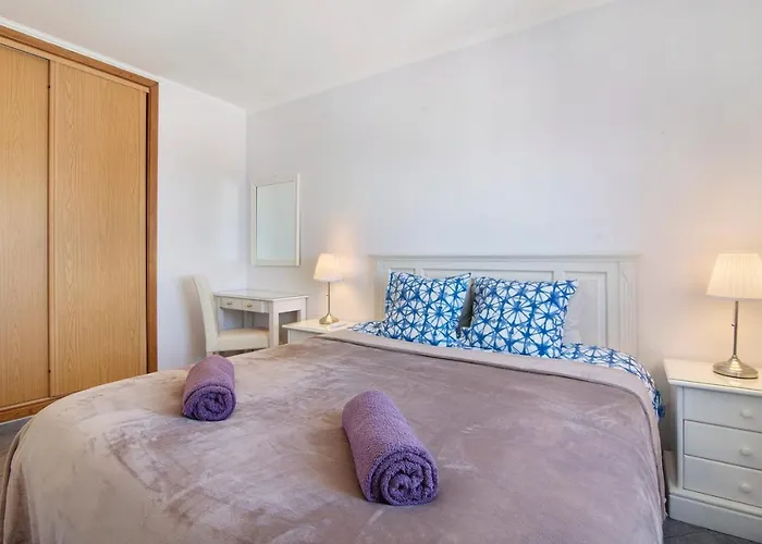 Panorama Apartment *